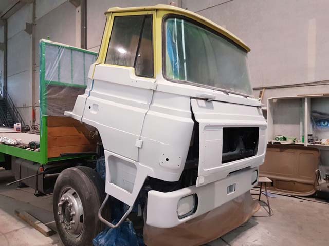 El proceso de restauración del Renault 170-17 se hizo en Jopecar.